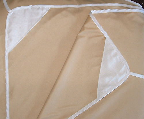 Rubber mattress protector