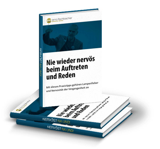 Una pila de libros con el título "Nunca más nervioso al aparecer y hablar" con consejos sobre cómo superar el miedo escénico y el nerviosismo.