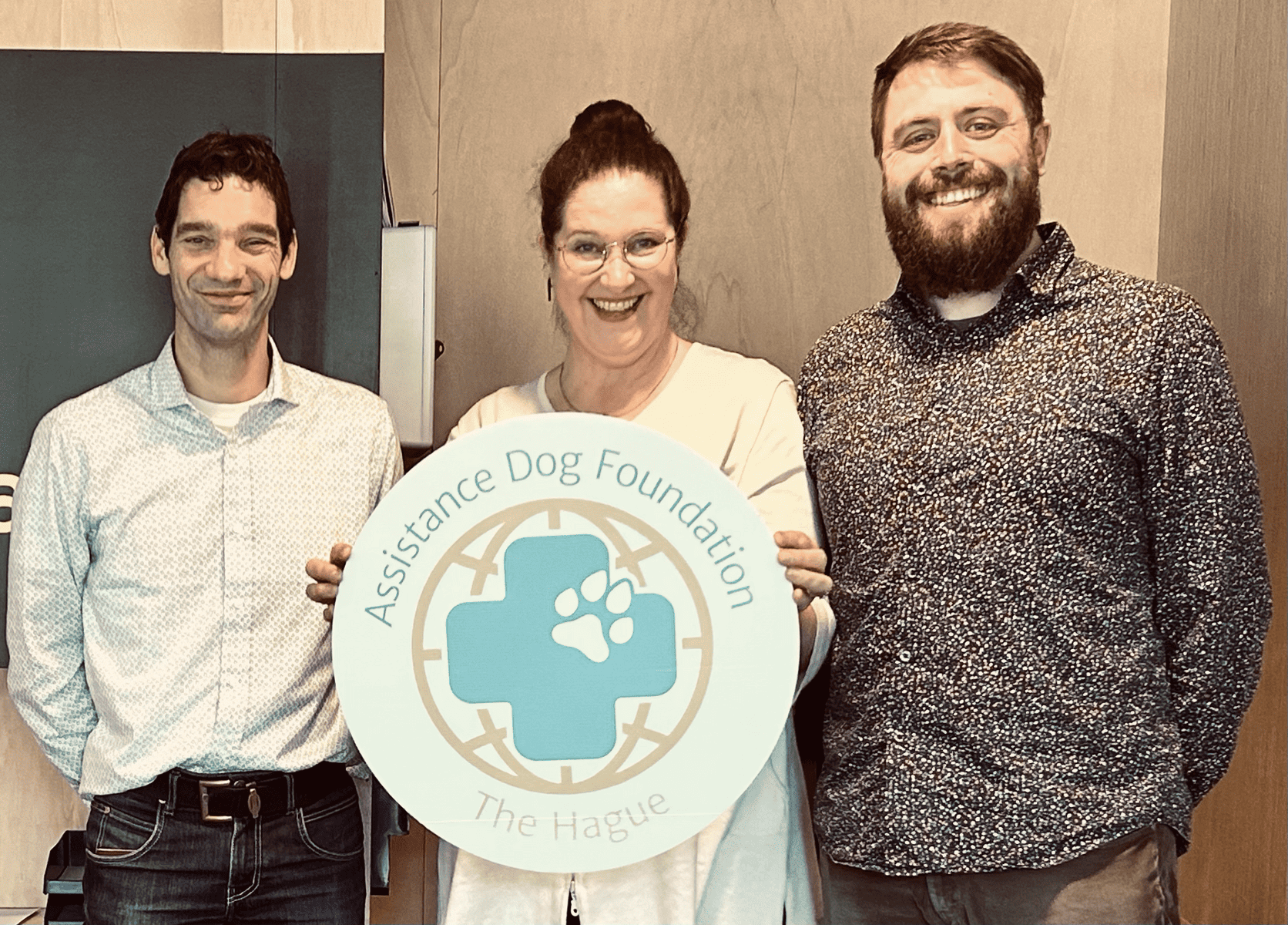 Die drei Gründer am Tag der Gründung von  Assistenzhund Foundation .