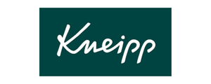 Logo mit "Kneipp" in Schrift auf dunkelgrünem, rechteckigem Hintergrund, das an die Beschilderung von Luxusküchen erinnert.