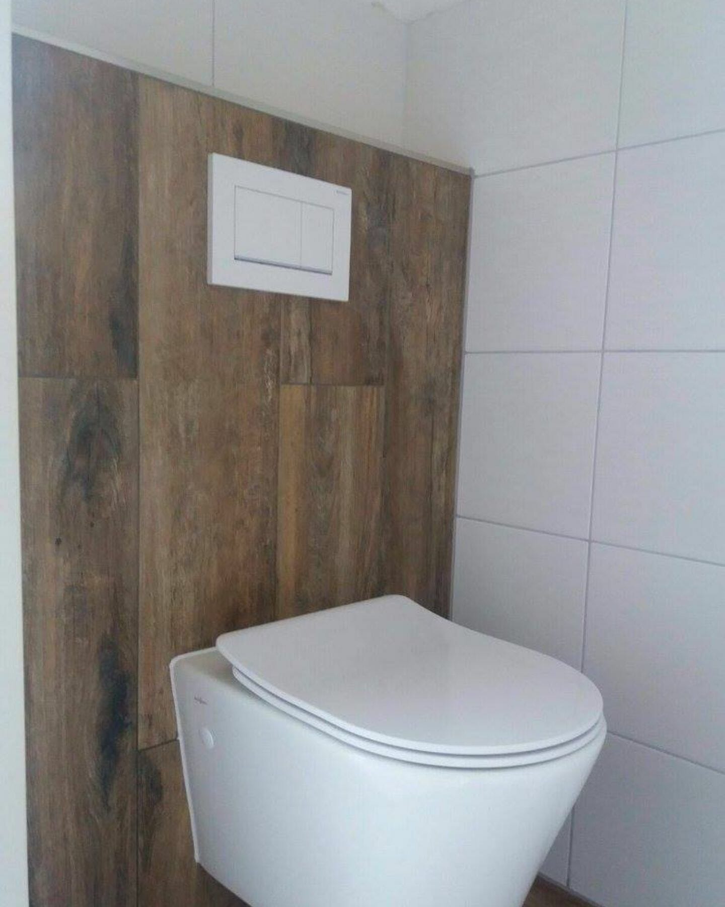 Immobilienmakler für Bad & Küche (375)
