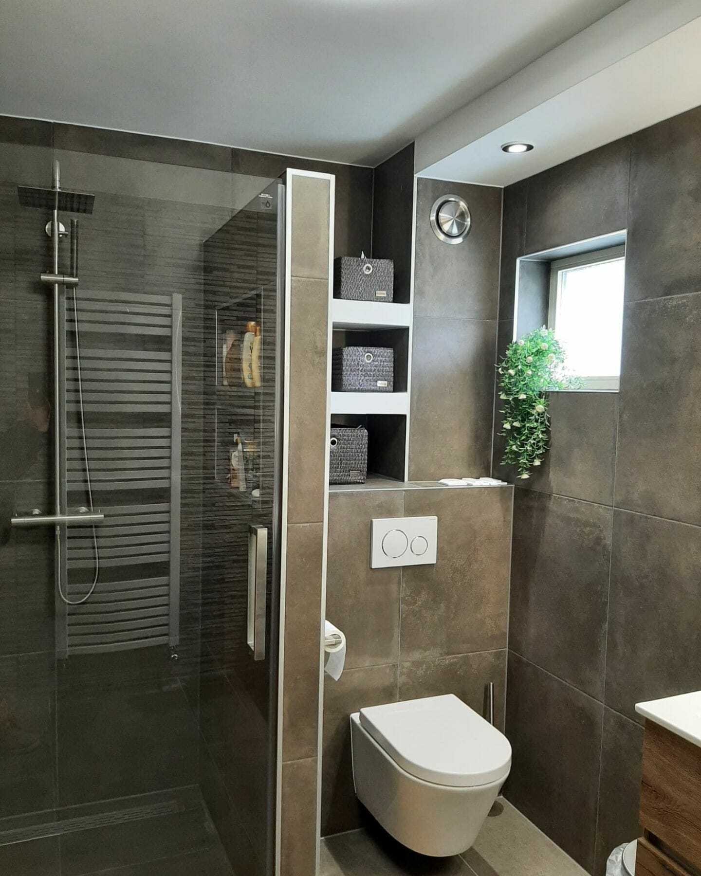 Immobilienmakler für Bad & Küche (478)