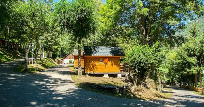 Log cabins