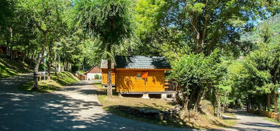 Log cabins