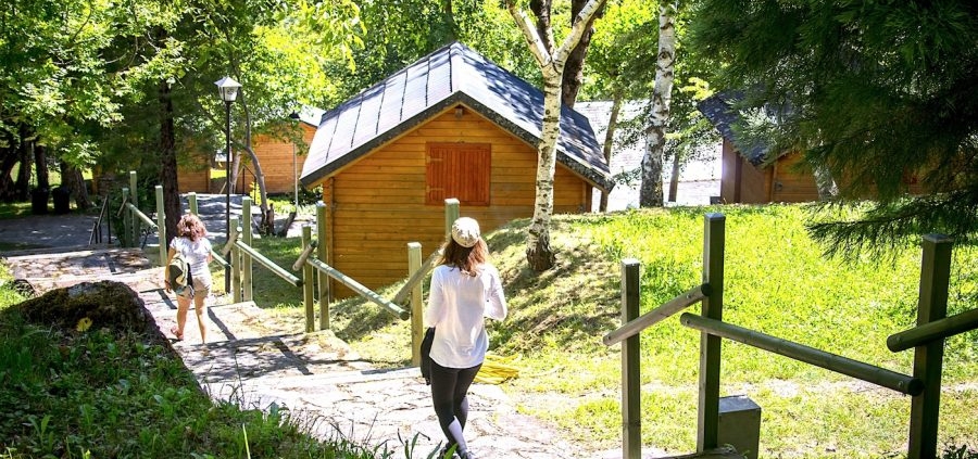 Log cabins