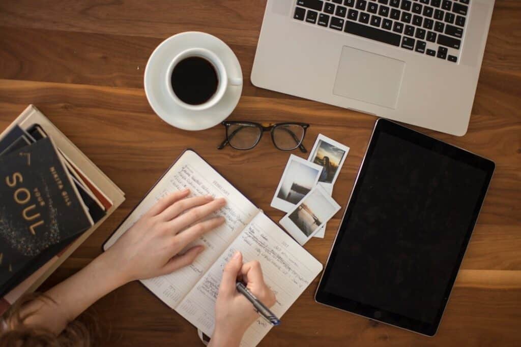 Image of Top Best Tips to Apply to Scholarships and College in 2025: A Comprehensive Guide and Best Tips for Winning Applications and Admissions