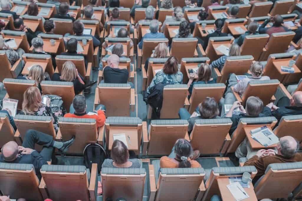 How to Get Into College with a Low GPA 4 Image of How to Get Into College with a Low GPA in the USA? Top Best 15 Universities for Students with a Low GPA and a Comprehensive Guide to Win College Admissions in 2024 2025