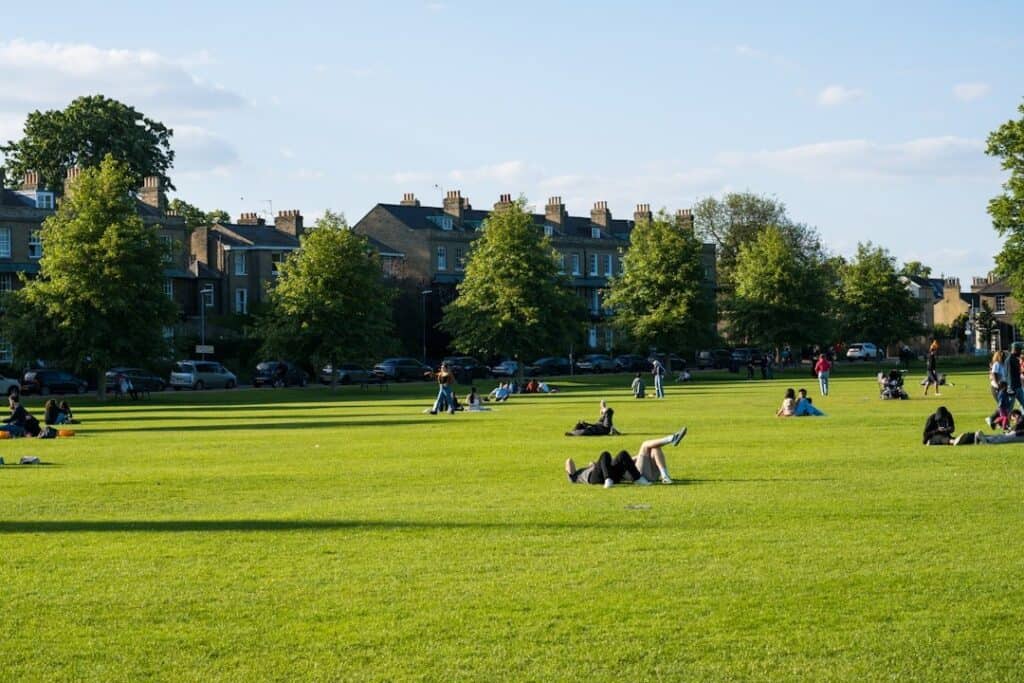 Image of How to Choose the Best College for Me in the USA in 2025? Top 12 Tips for Choosing the Best College for You in the USA in 2025