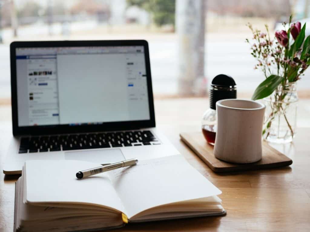 Best Fully Funded Scholarships for Pakistani Students in 2025: Application Guide, Top Tips and the Top 30 Best Fully Funded Scholarships for Pakistanis