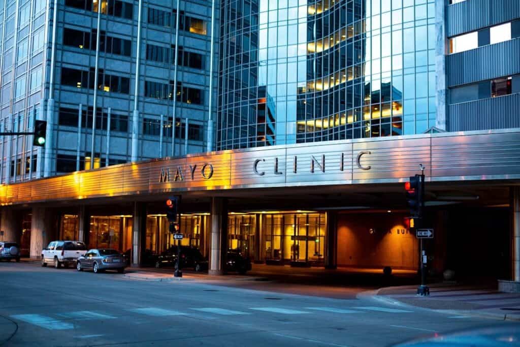 20 Best Fully Funded Medical Schools: MD Program Scholarships 2 Fully Funded MD Programs 2025