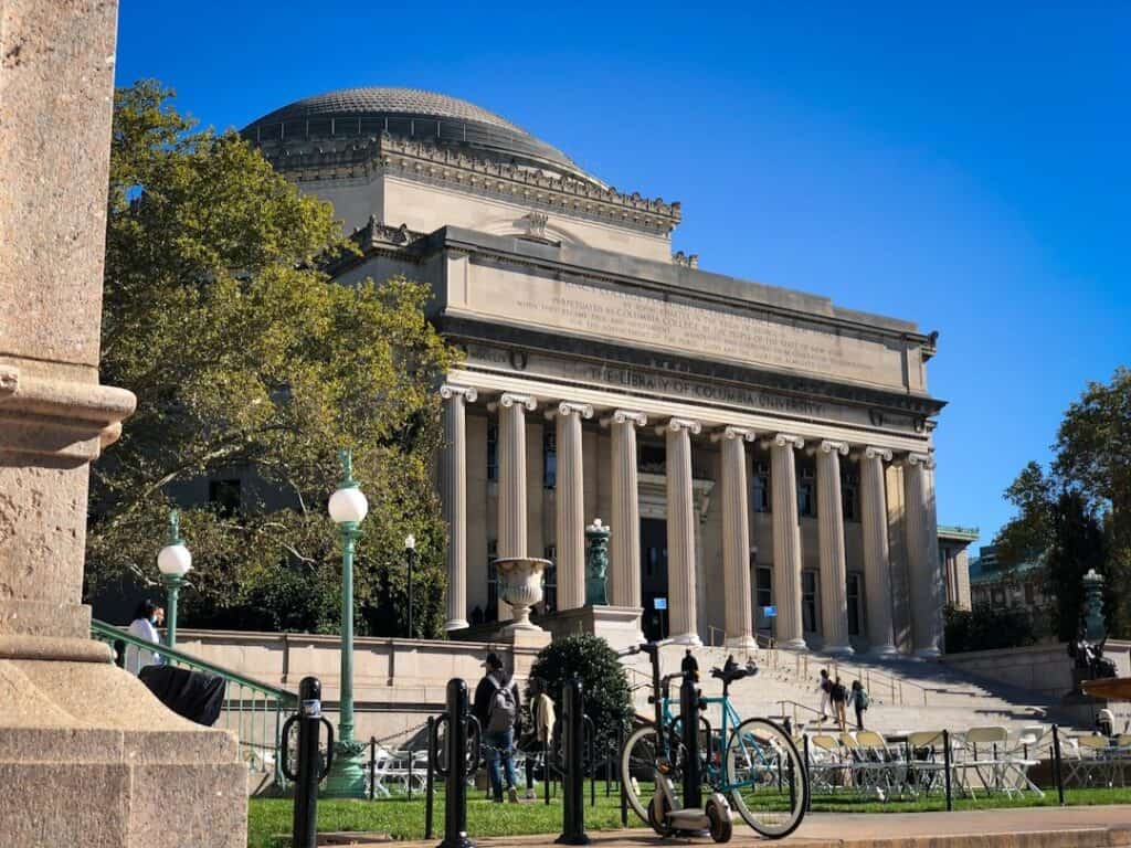 20 Best Fully Funded Medical Schools: MD Program Scholarships 5 Image of Best Medical Schools in the USA with Scholarships: A Comprehensive Guide for a Successful Application and the The Top 20 Medical Schools in the USA in 2024 2025