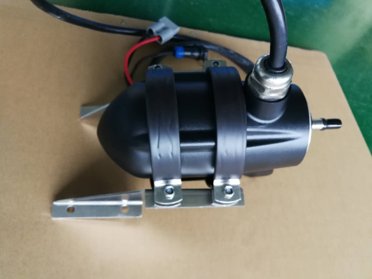 EcoPower 3.0 - 24V 2100W 140lbs POD met Afstandsbediening 