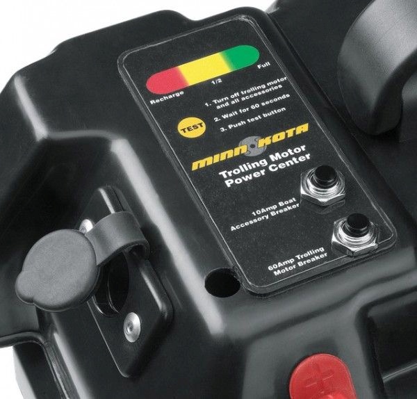 Elemtartó / akkumulátordoboz biztosítékkal