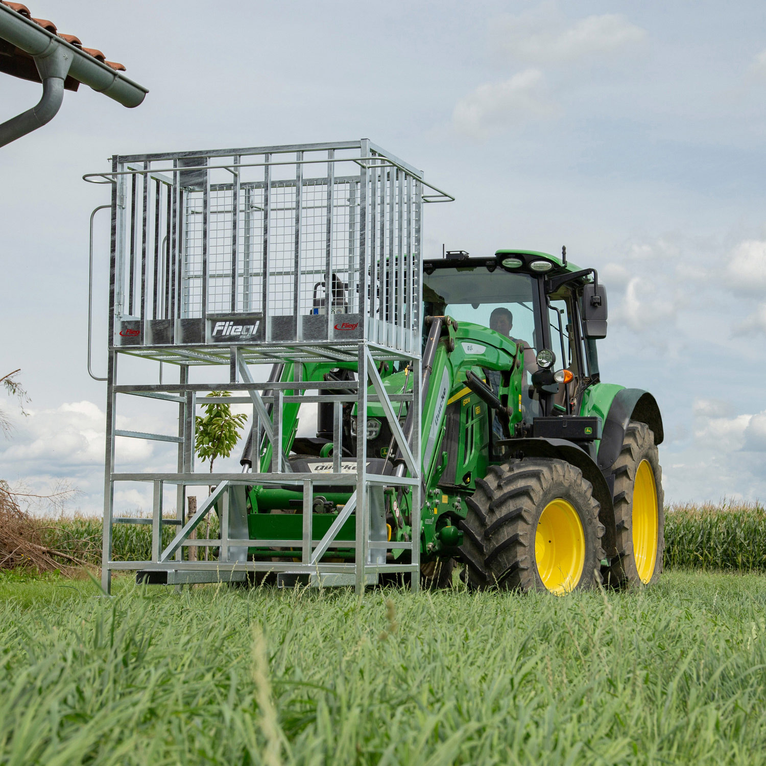 Working platform »Maxi« / entry from the side