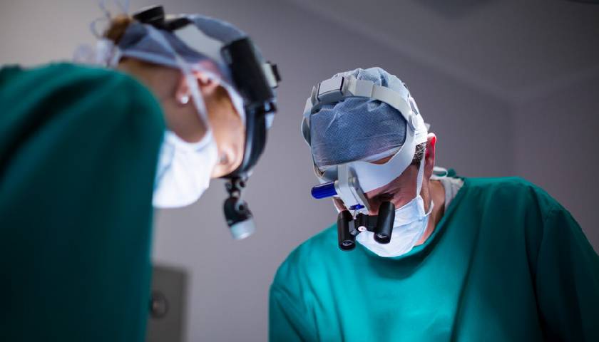 नारनौल में मिनिमली इनवेसिव स्पाइन सर्जरी