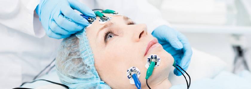 फेस बेल्स पाल्सी का इलाज