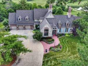 Robert-Roos-Drone-Pilot-Pella-Iowa-Mansion
