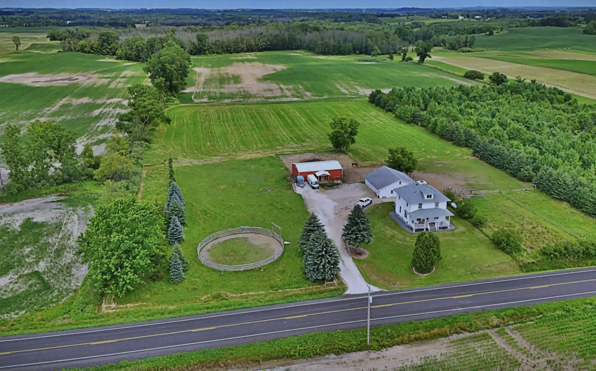 beau-koltz-piloto-de-drones-wisconsin-real-estate-aerial-imagery