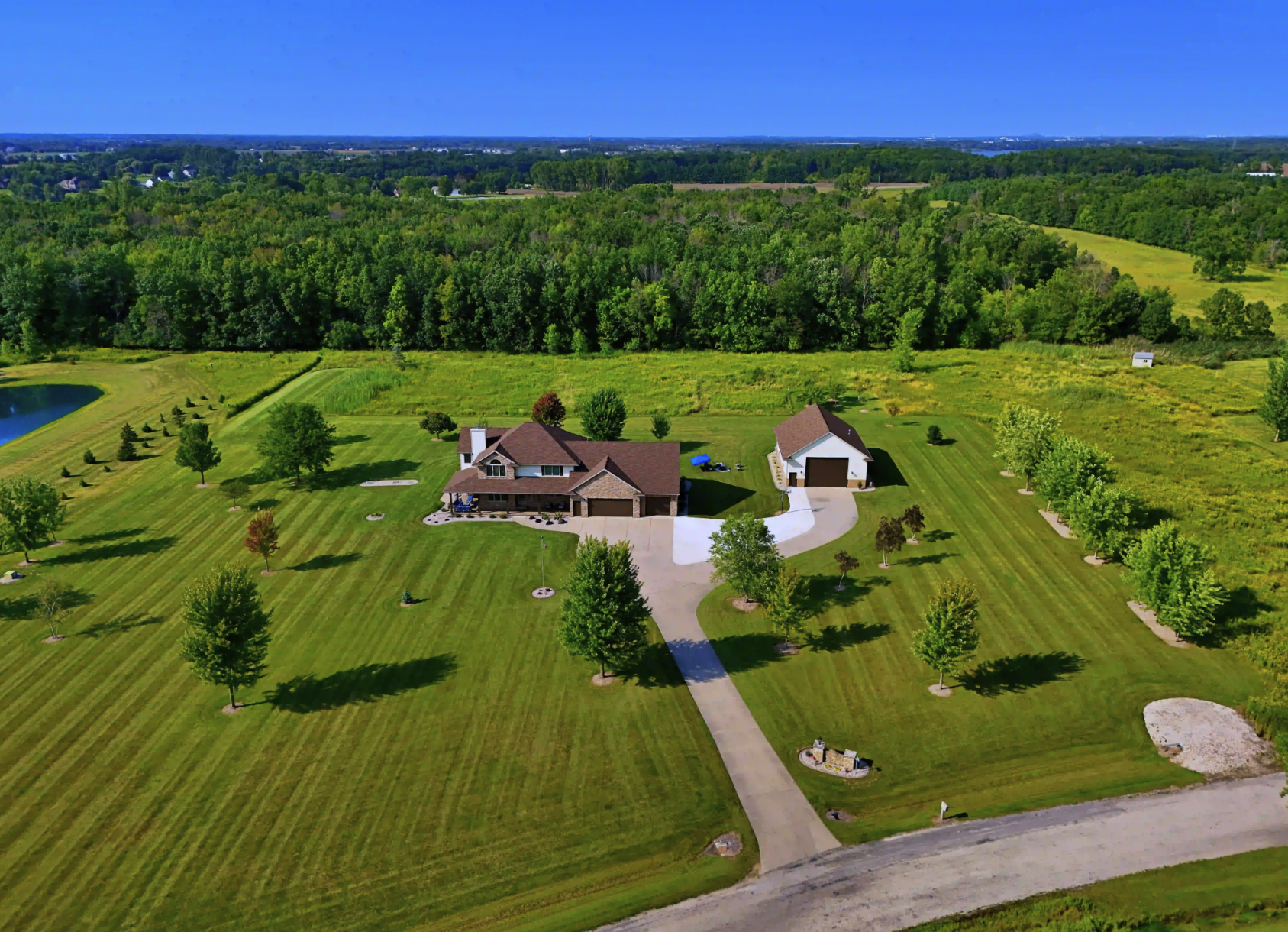 beau-koltz-piloto-de-drones-wisconsin-real-estate-aerial-images