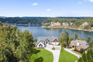 Central_Alabama_Photography_And_Video_Lakeside_Life_Magazine_Feature_Home_Cullman_Alabama_Aerial_Still_3_Resized-2-1724953553
