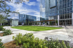 Derrick: Operador de drones en Nashville en el campus