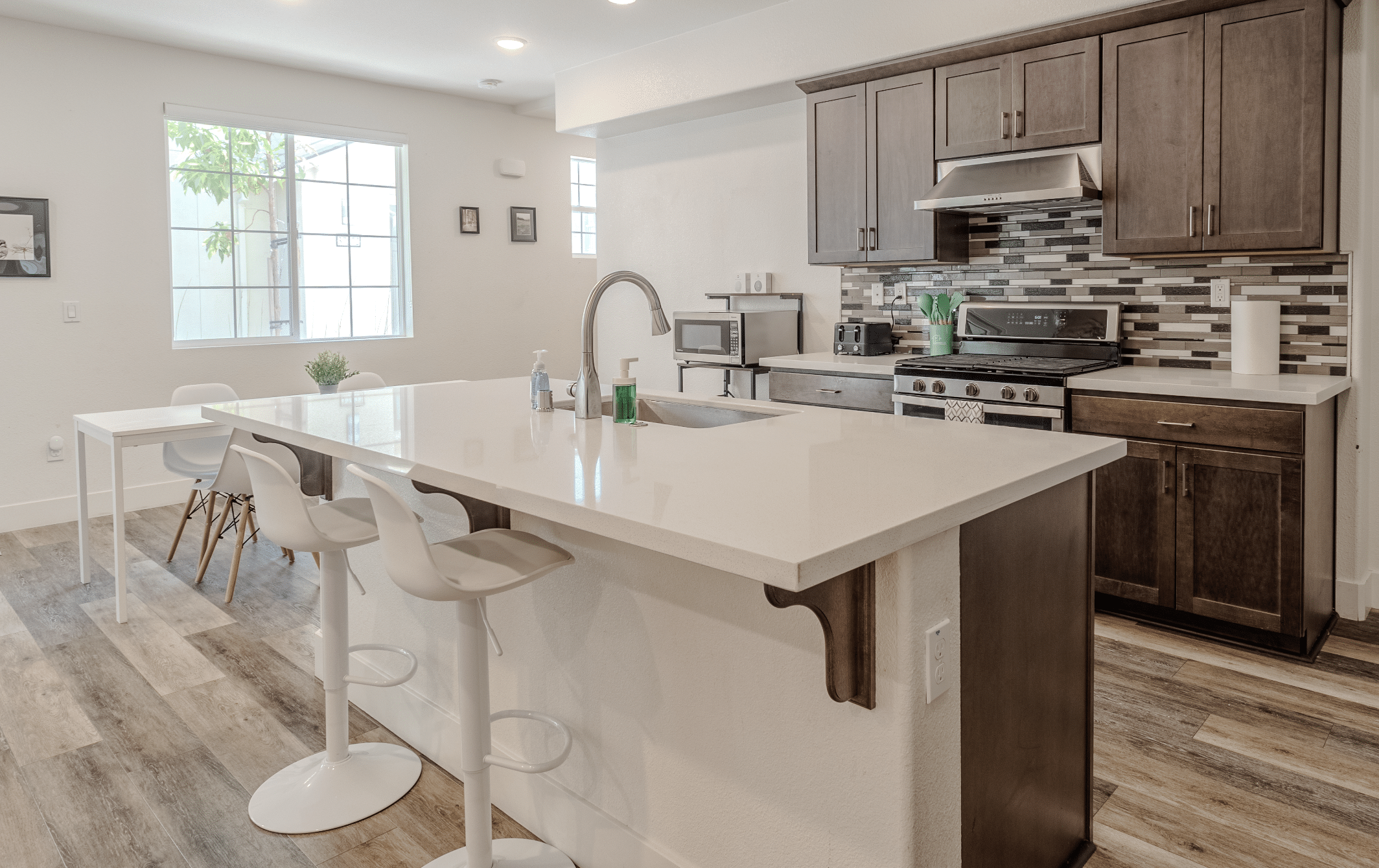 Screenshot_2024-08-27_at_1.29.48___PM-1724790752