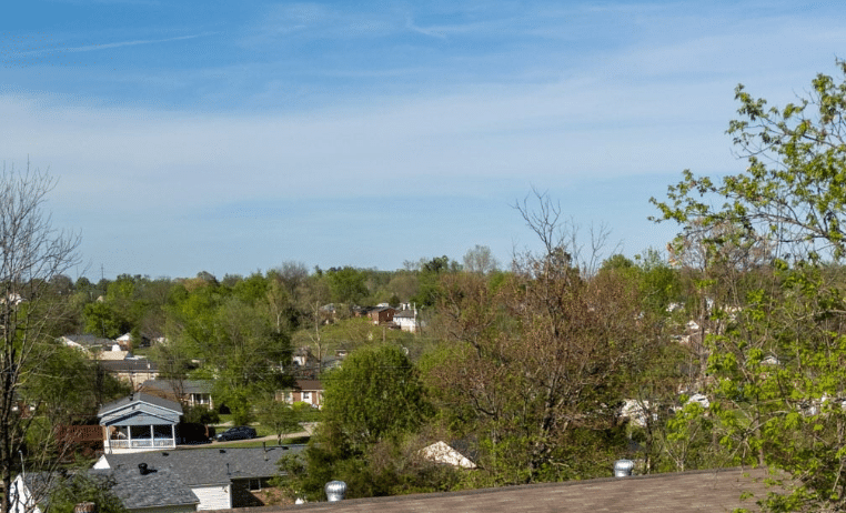 Publicidad con drones sobre impresionantes paisajes urbanos