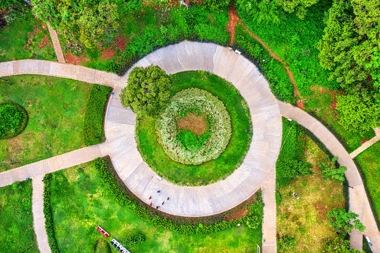 pexels-tomfisk-3448245