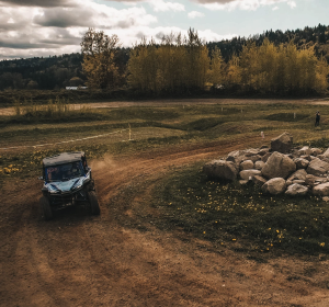 Caleb-Droge-Piloto-de-Alquiler-Porfolio-Imagen-ATV-Carrera