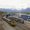 Fotografía-de-drones-aéreos-comerciales-en-la-estación-de-tren-de-Alaska