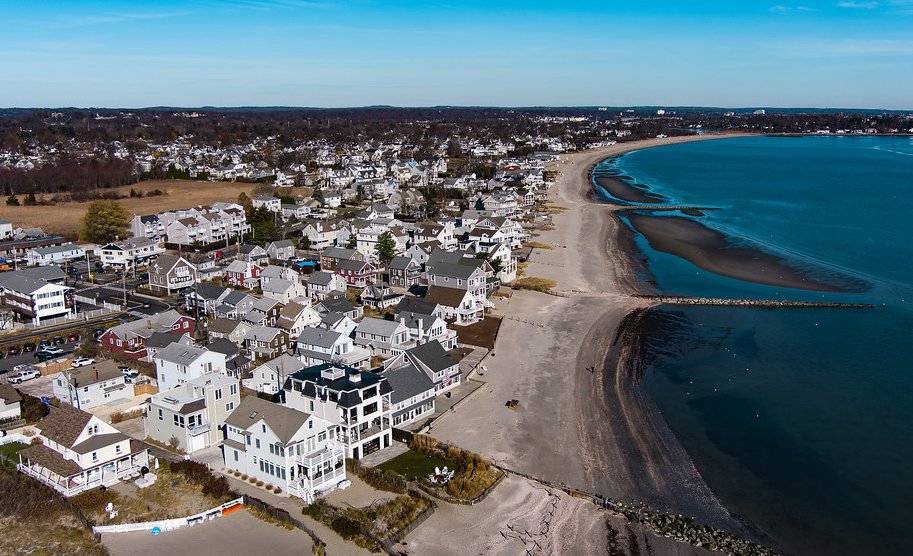 Videos y tutoriales de propiedades cinematográficas en Connecticut por Drone Vistas LLC