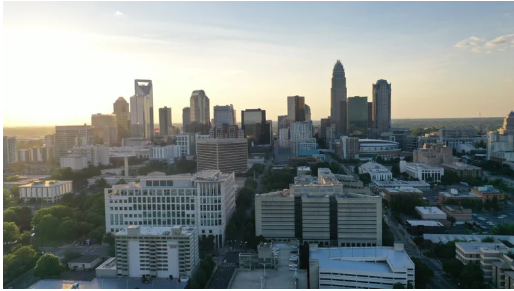 Fotografía y videografía aérea estándar en Carolina del Norte por Aerolinas Drone Services