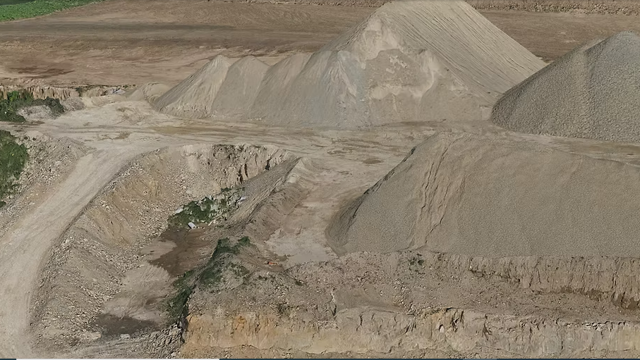 Trabajo de tierra y estimaciones de pilotes en Arizona por Flyover Drone Services