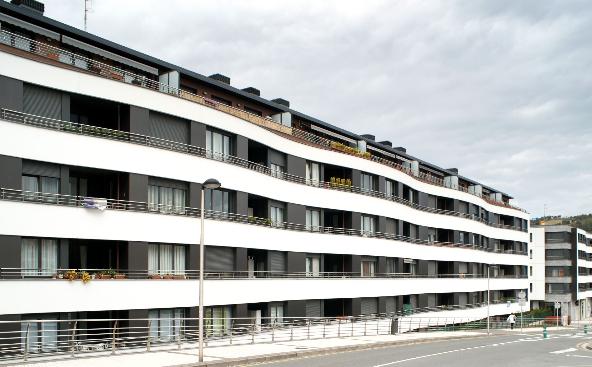 Fiark - 354 Etxebizitza Lardialde 1