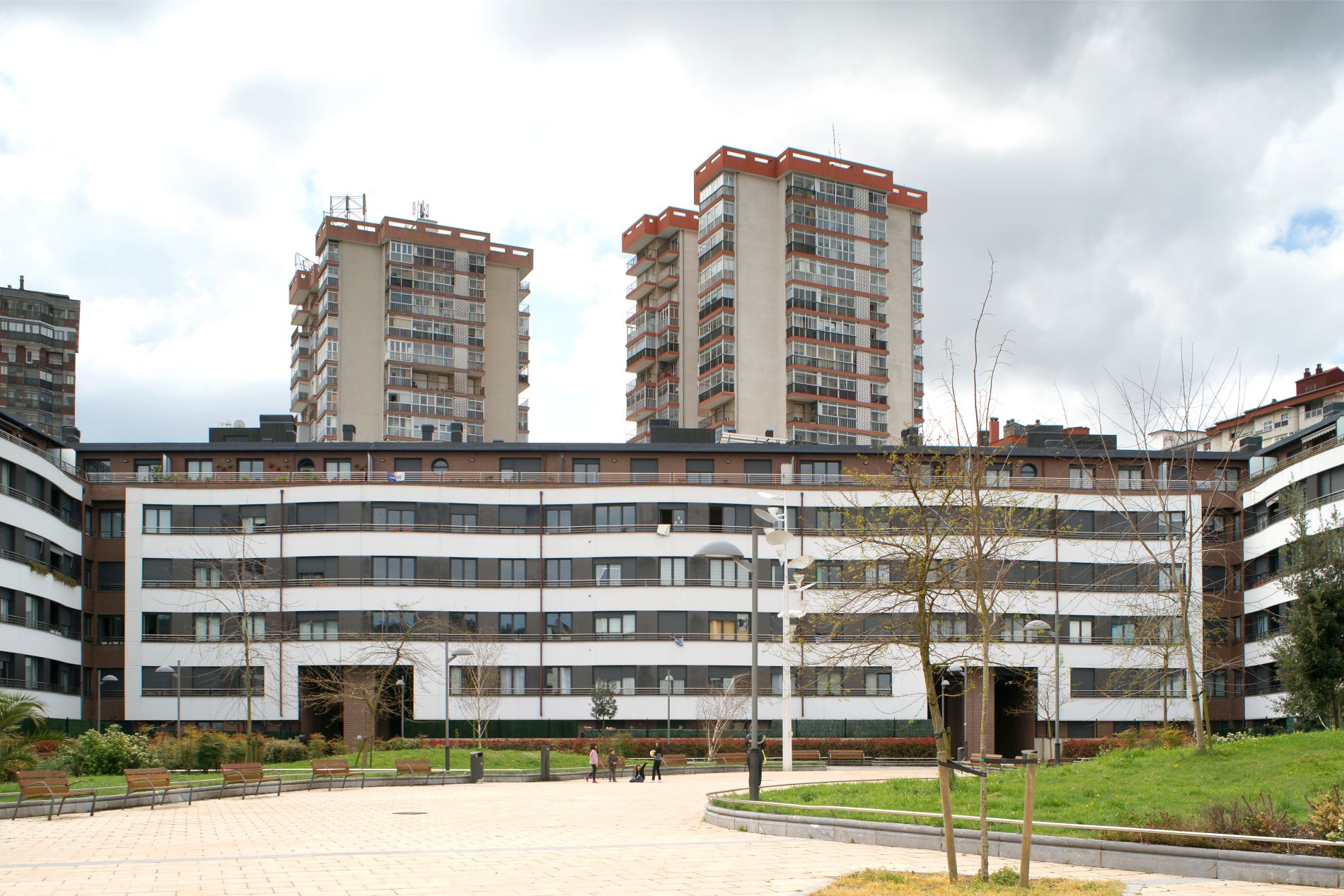 Fiark - 354 Etxebizitza Lardialde 5