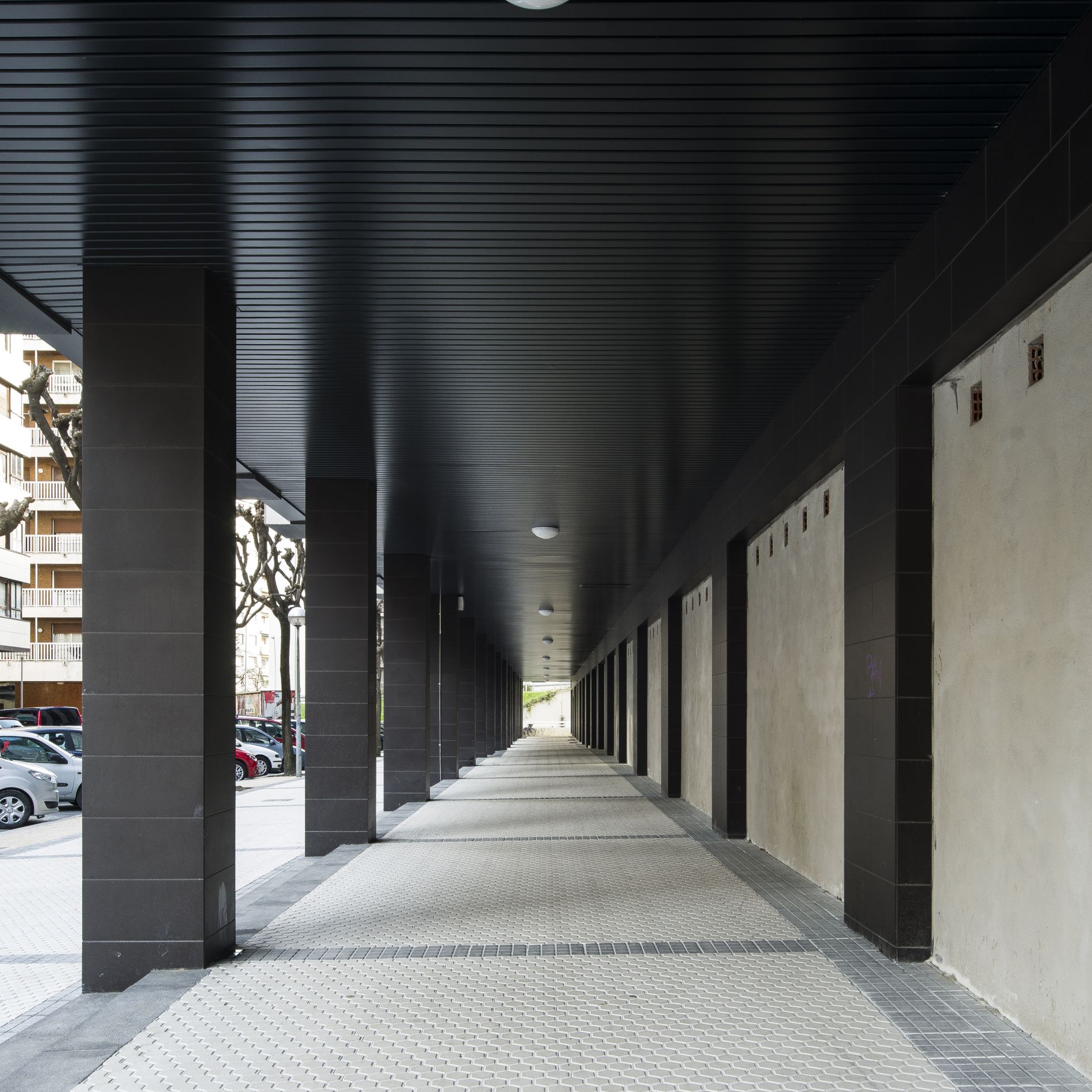 Fiark - 80 etxebizitza podavines kaleko 14