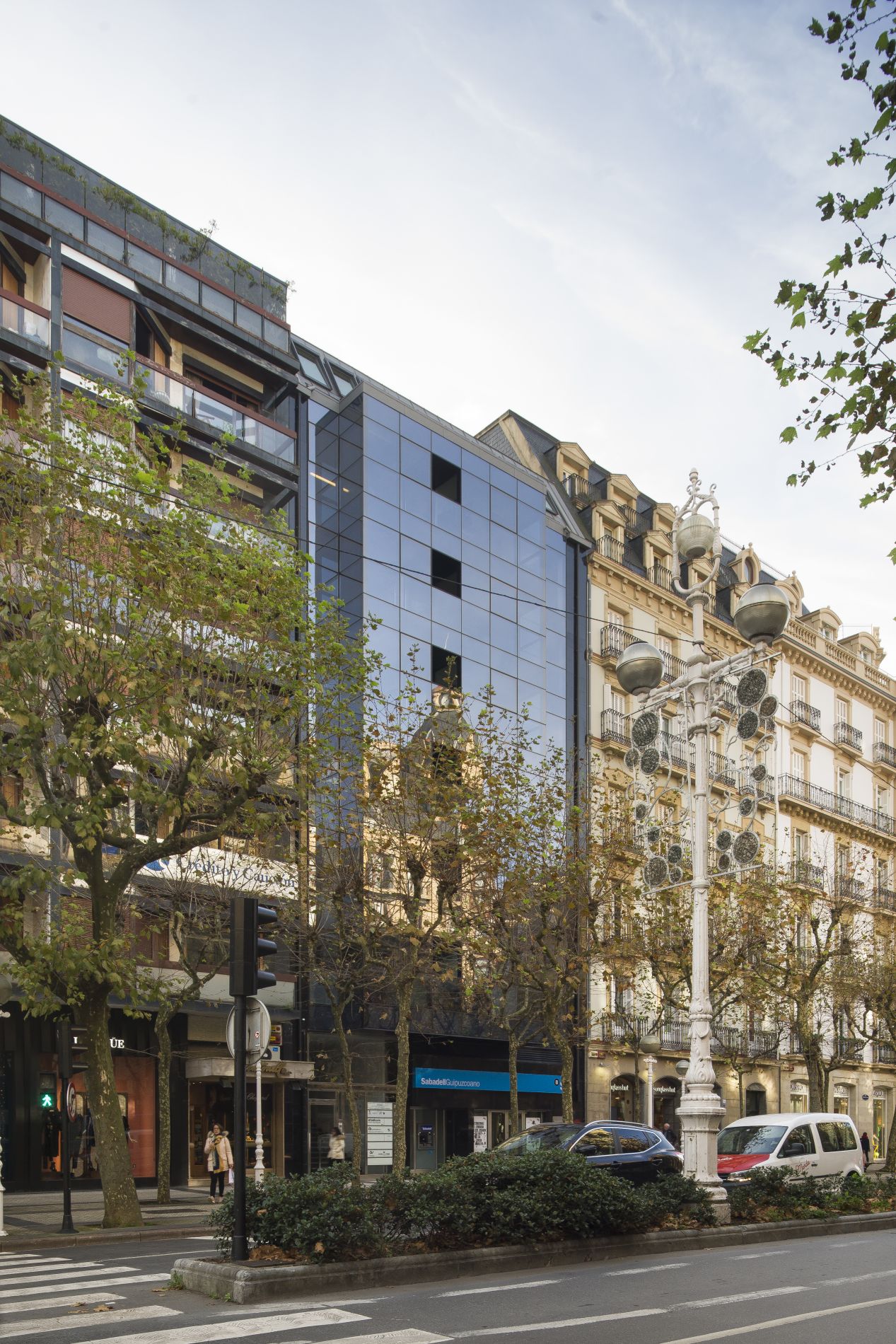 Fiark-Birgaitzea-fatxada-en-Avenida-25-4