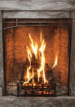 Ein Kamin, in dem