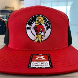 Bordado personalizado en gorra de béisbol Lawrence KS