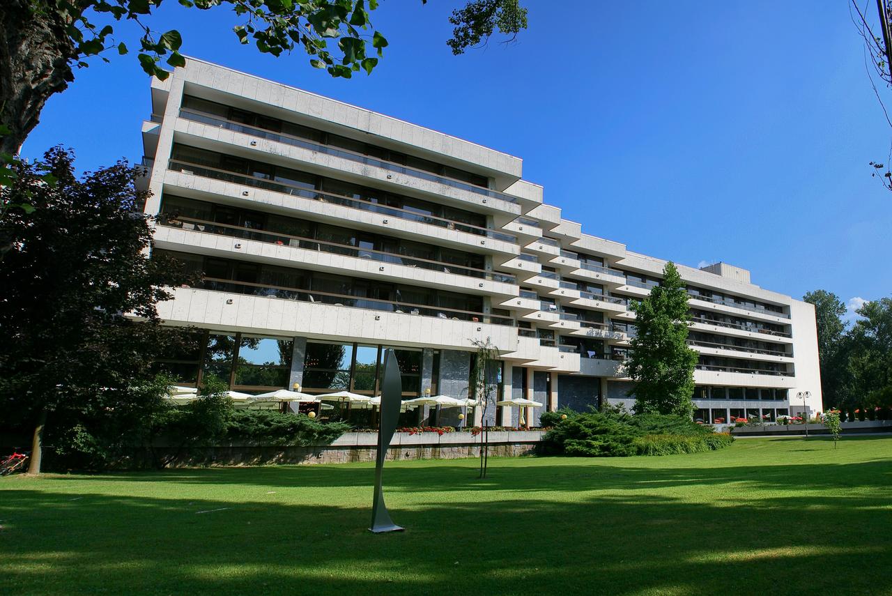 Lázeňská esplanáda Piešťany