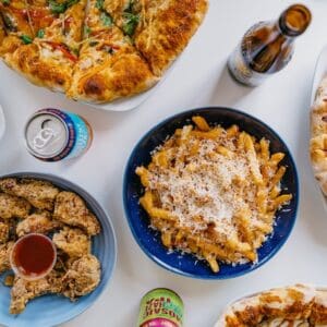 Alimentos y bebidas