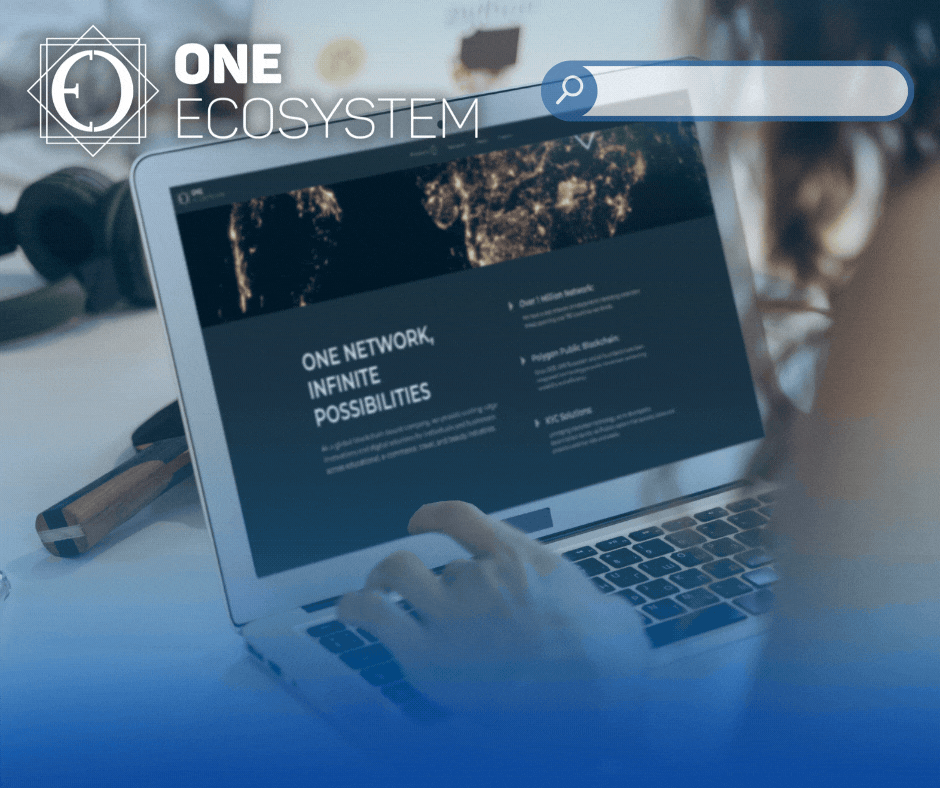 Una persona que usa una computadora portátil con un sitio web titulado "Una red, posibilidades infinitas". En la parte superior, la barra de búsqueda y el logotipo de ONE ECOSYSTEM están superpuestos, destacando la actualización del 2 de junio de 2025.