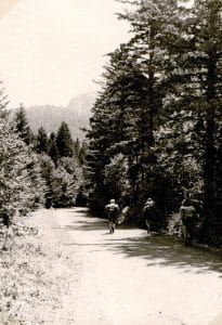 Nous avons dix jours pour randonner à travers tout ça