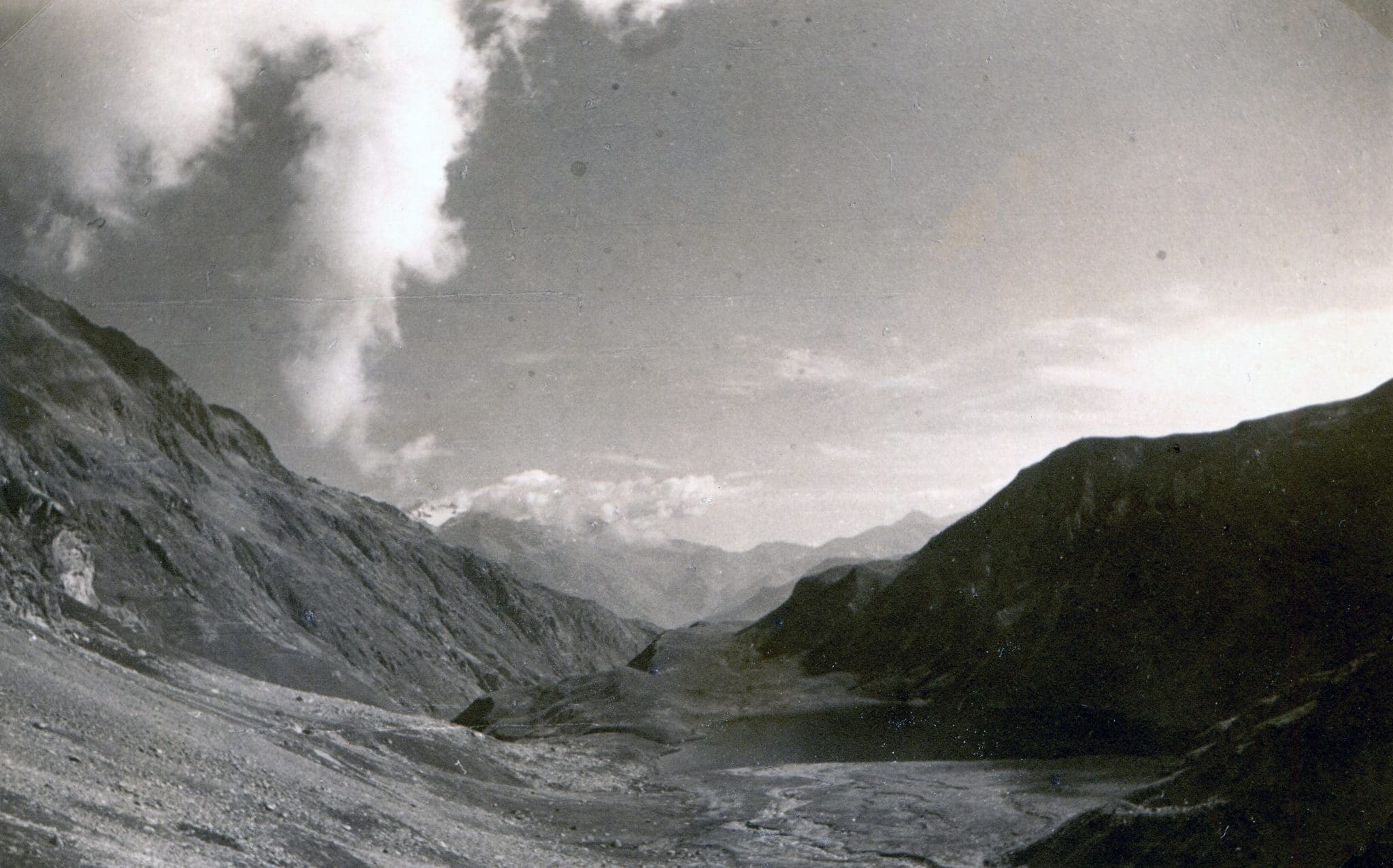 D'abord la pente est douce