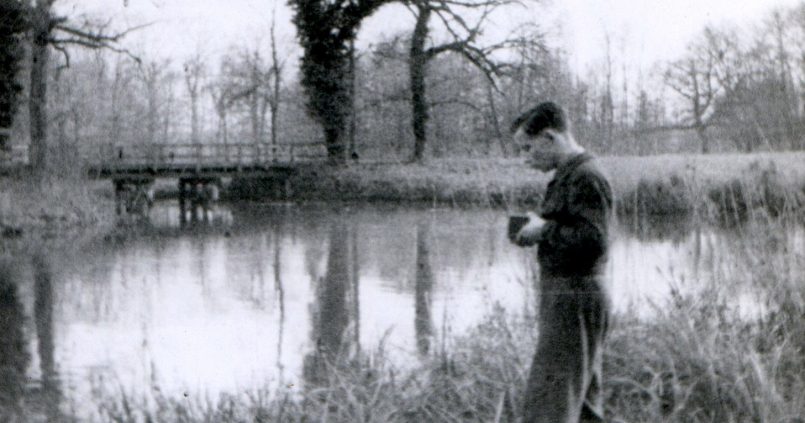 Jean inaugurates his new device.