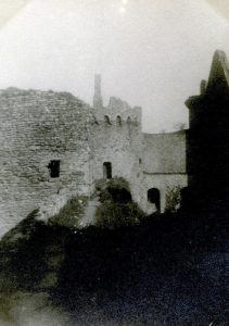 Le château en ruines que je visiterai