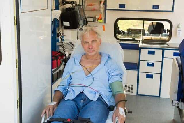 הזמנת אמבולנס פרטי 🚑 7 نقل المرضى بسيارة إسعاف