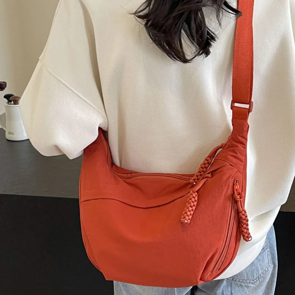 Canvas Lichtgewicht Effen Kleur Dumpling Crossbody Tas - Grote Capaciteit Koreaans-Geïnspireerde Schoudertas