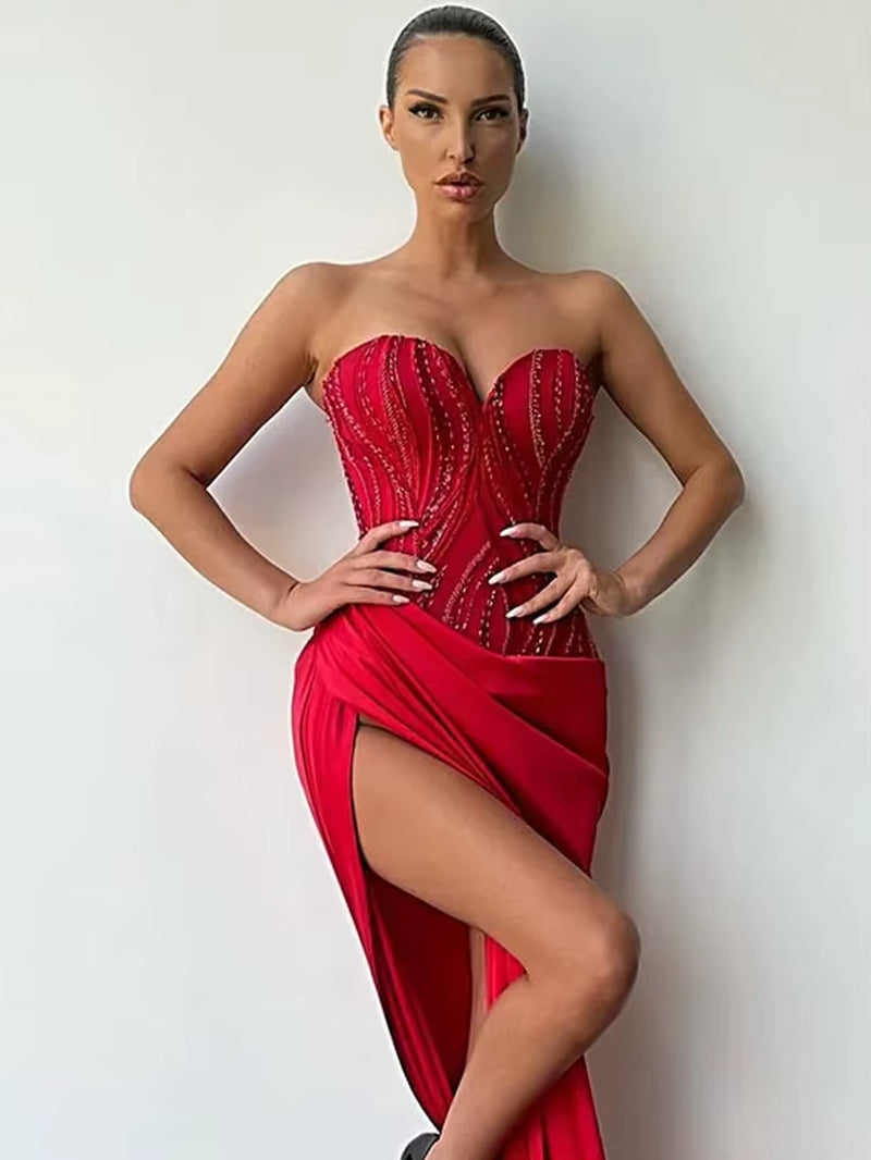 Aangepaste Rode Strapless Avondjurken Luxe Sexy Kralen Mouwloze Baljurk Elegante Feestjurk Gewaden De Soirée Retro
