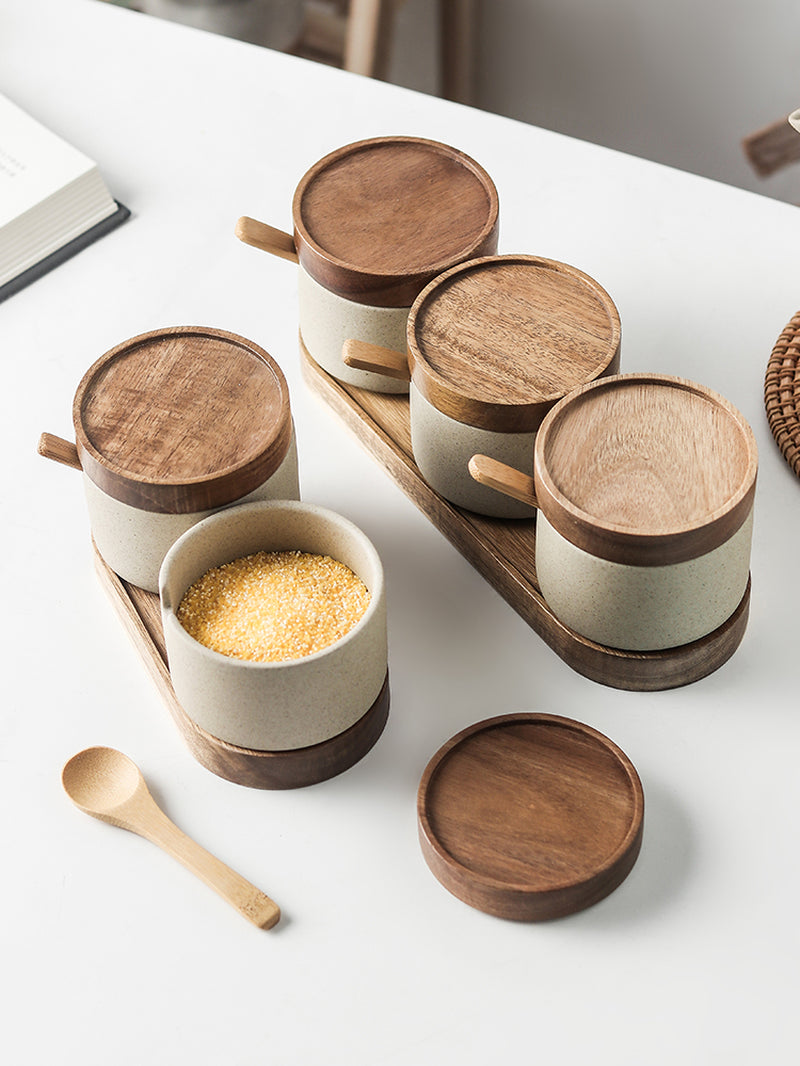 Pot d’assaisonnement de cuisine en céramique trois pièces costume simple pot de sel plateau en bois d’acacia avec couvercle